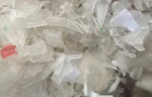 长期出售上机透明丙破碎料