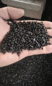出售黑色ABS颗粒料，冲击高，韧性好，光泽度高，免费试样