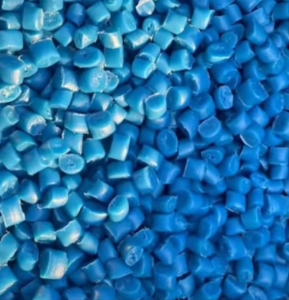 大小蓝桶颗粒，月供100吨，过3层60目