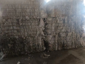 长期出售高压膜废料，二白大白粘膜废料