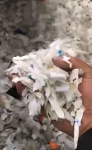 长期出售大小白混合破碎料