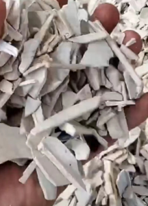 长期出售塑钢破碎料