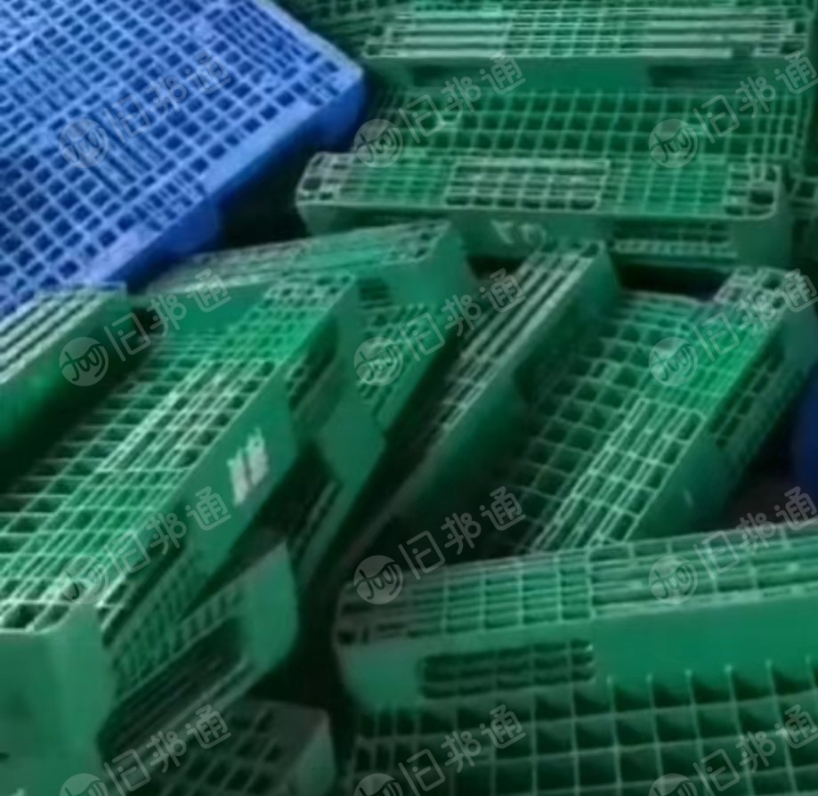长期大量回收工厂一手货源,PP涂料桶毛料,托盘,周转筐等废料