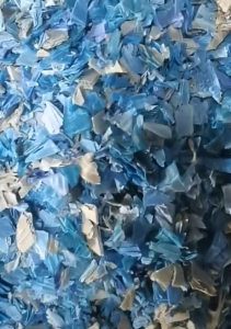 长期出售PP中空板破碎料