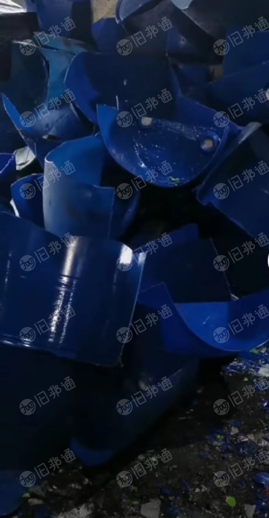 回收工厂中空废料,大小蓝桶毛料,吨桶废料