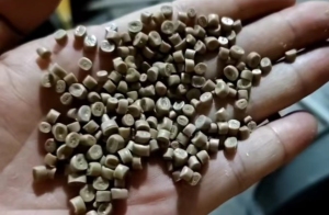 长期出售HDPE小中空颗粒，花乙颗粒，日产25吨