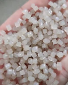 大量生产一级高压颗粒，LDPE颗粒，吸管颗粒，原料袋颗粒