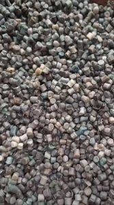 PE颗粒大量生产中，高、低压颗粒，用于拉管，管件，注塑，吹膜，压板，拉藤条等