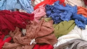 高价回收全毛开花料，羊毛开花料