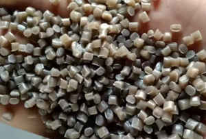 出售高压二白颗粒，大棚膜颗粒，杂膜颗粒