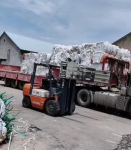 长期回收纺织厂下脚料，车肚，斩刀，回花，落棉，回丝等