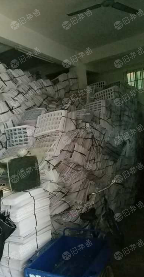 长期大量出售PVC卡框边料,PVC卡片,中性PVC边条,板材。