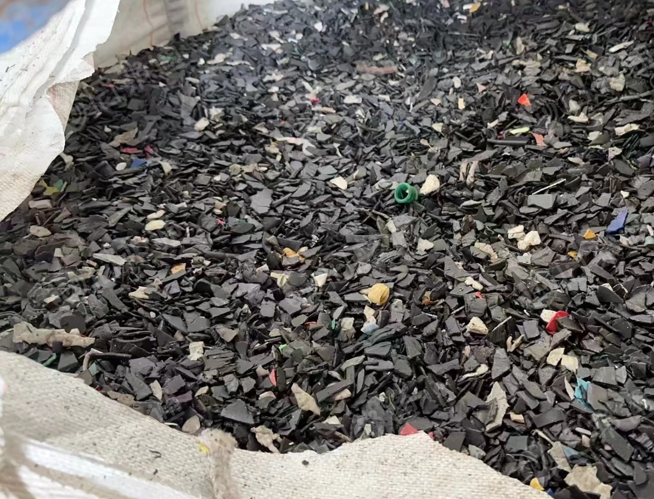 长期求购PP摩托车配件破碎料,只要广东地区的