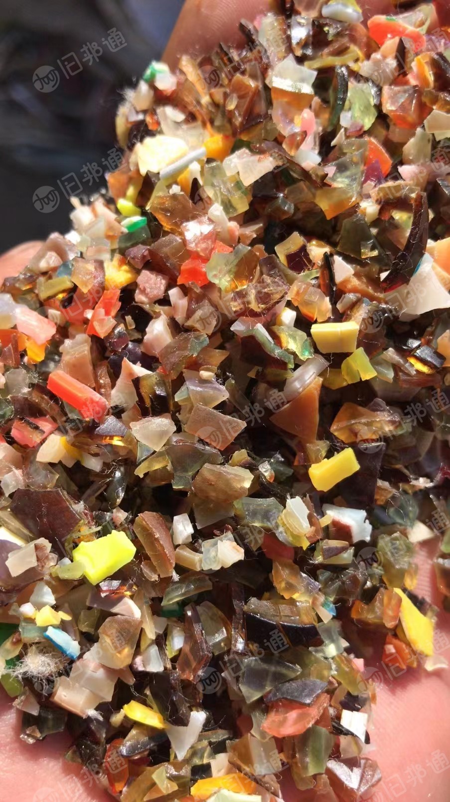 长期出售透明软质PVC水线管破碎料,白,黄,黑都有