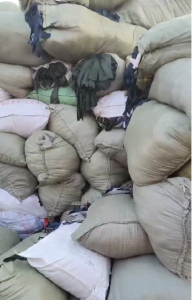 出售涤棉纯棉碎布料,服装厂下脚料