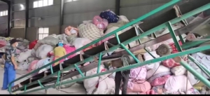 全国大量回收旧衣服 通货鞋子 包包 棉花 夏装