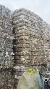 出售餐盒压块，饭盒压块