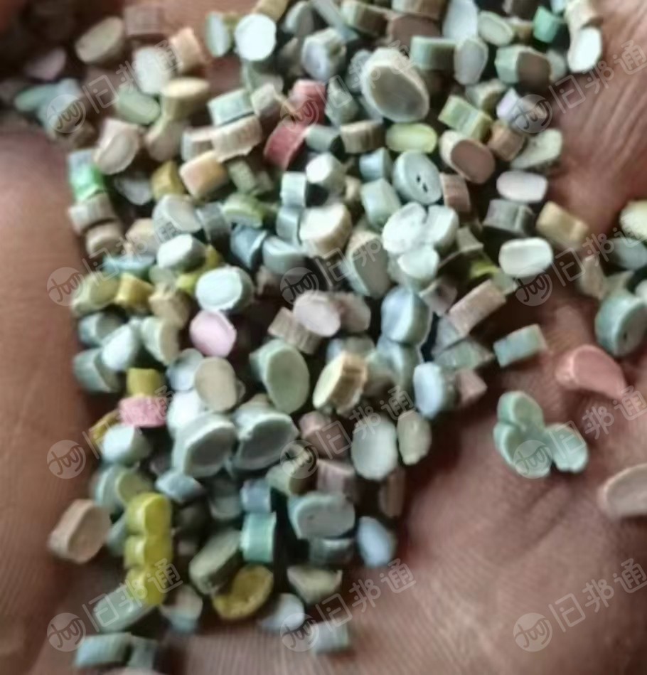 长年出售高压复聚酯颗粒,彩印复合膜颗粒,质量保证