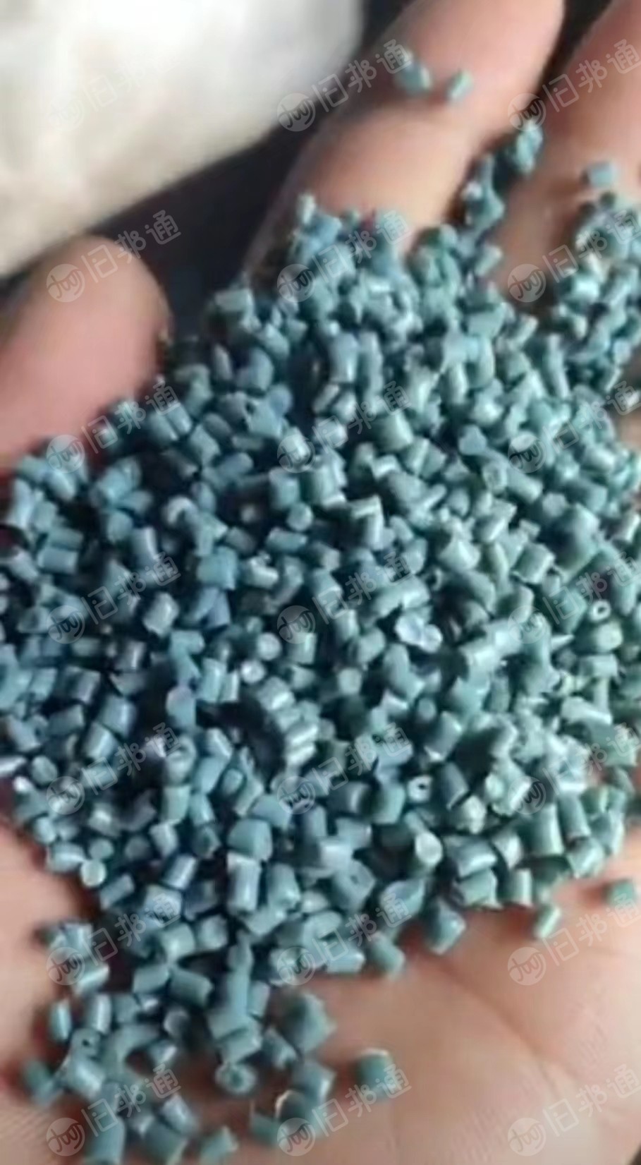 出售低压颗粒,拉丝、注塑可用,不能吹膜!!