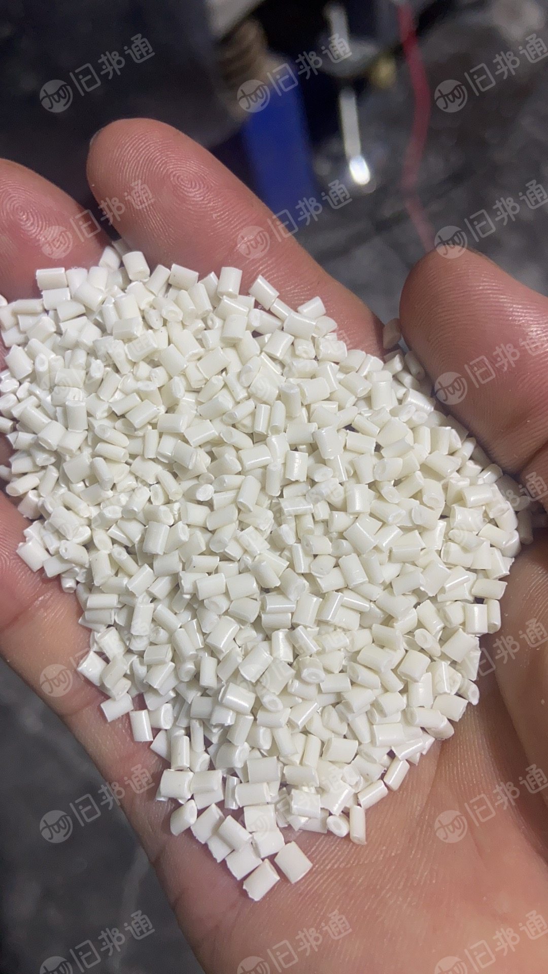 厂家直销纯白PP无纺布颗粒,上下机过两张60目筛网,全浮
