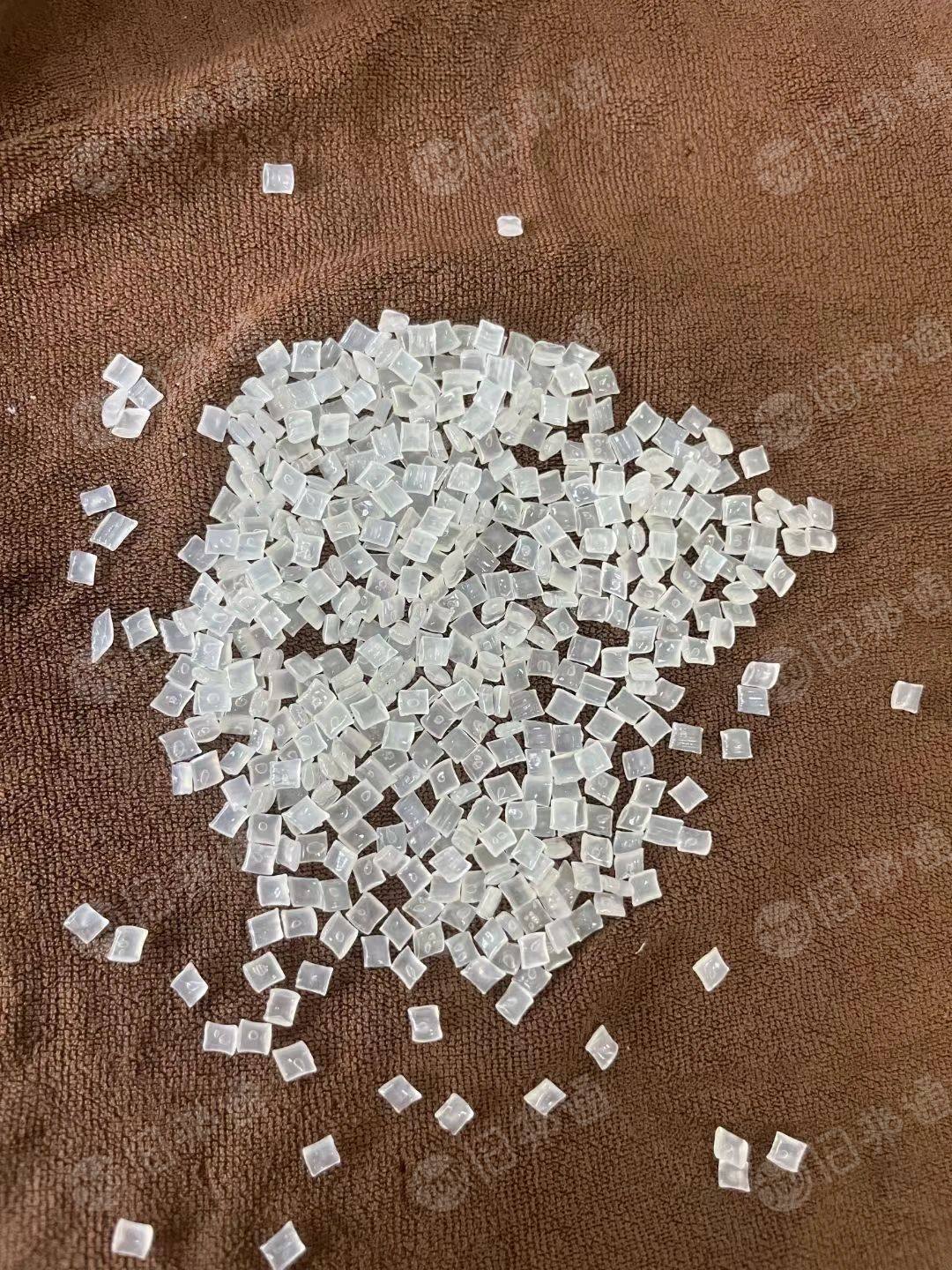 出售日本PET含硅胶粒子,硅胶保护膜专用料