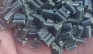 长期出售编织袋颗粒，蛇皮袋颗粒