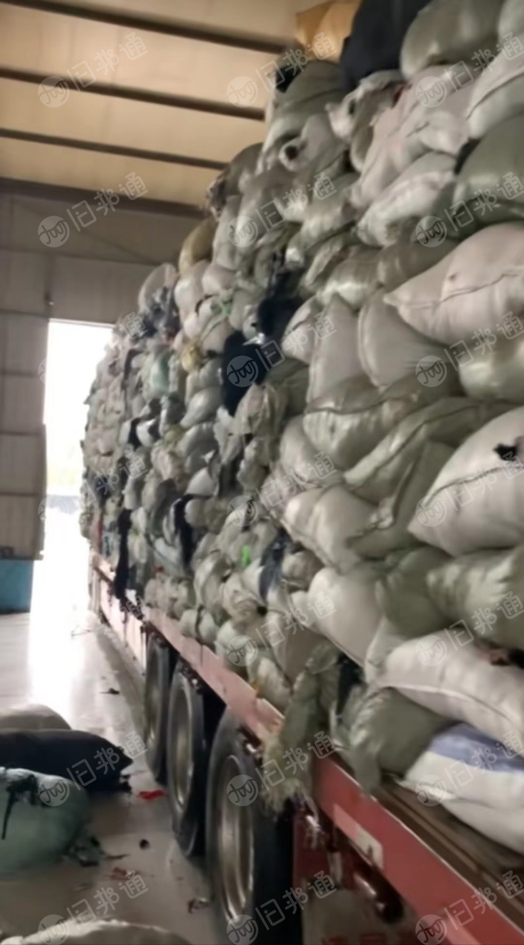 大量收购涤纶普黑,针织氨纶料!