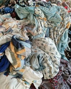 长期高价回收库存布料