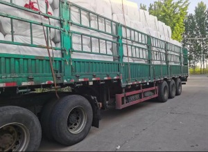 长期收购各种优质粘胶，各种皮棉水淹棉，火烧棉，新疆棉，进口棉，地产棉