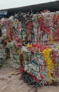 常年收购再生打包带，杂色白色透明PP打包带压块，全浮水