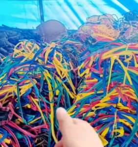 赣州地区大量回收各种电缆皮毛料，高温料