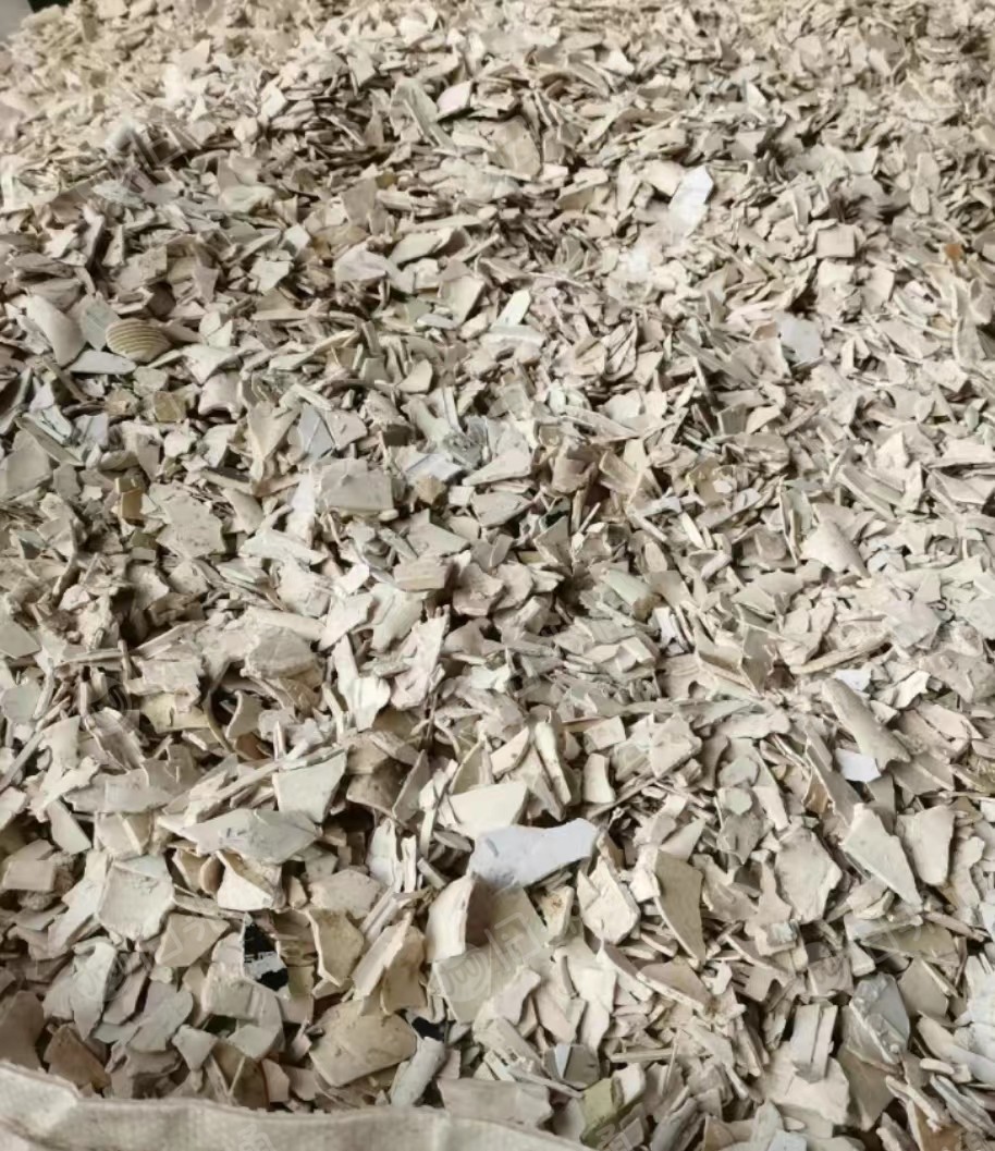 出售硬质PVC破碎料,PVC大小管破碎料