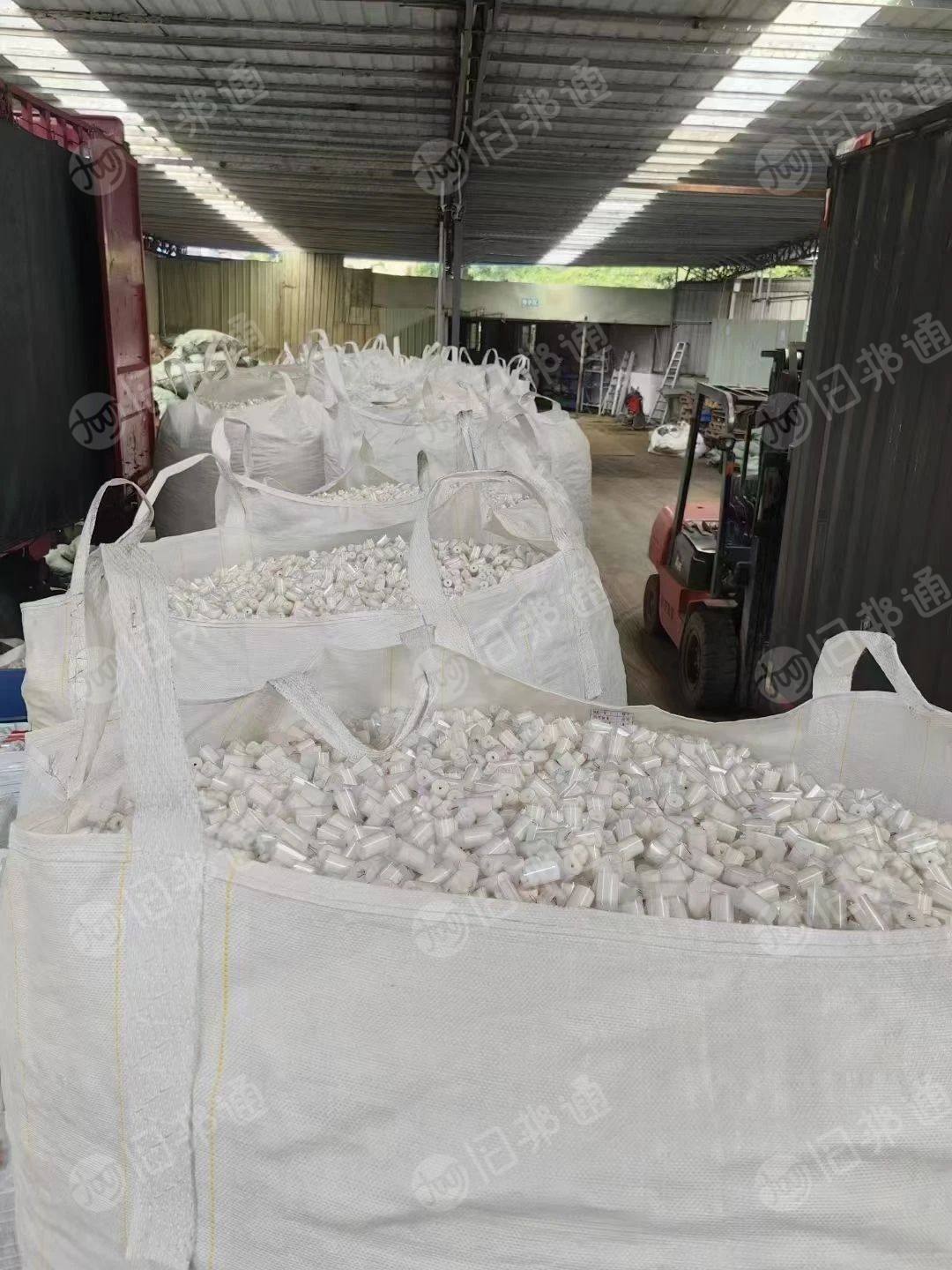 出售一批带硅胶的,硅胶占比例百分之50,不锈钢占百分之20,好分离