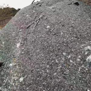 长期出售碎玻璃，平板玻璃，钢化玻璃