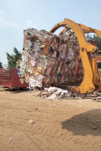 长期供应黄板纸，黄纸，花纸