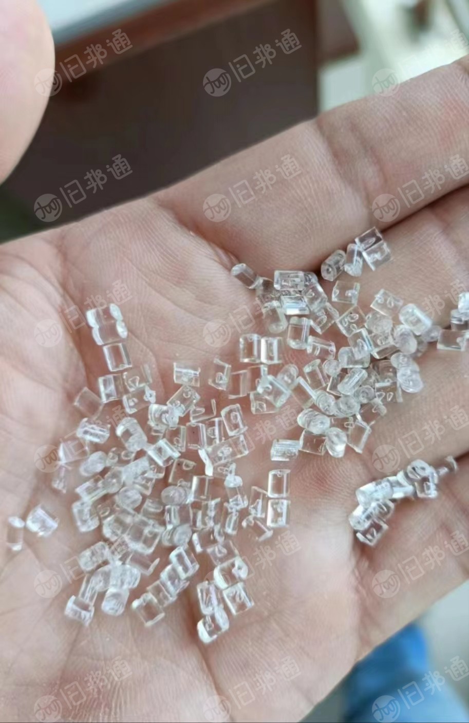 长期生产销售EPS颗粒,大白中白茶色都有