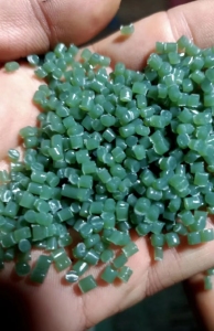 出售四层100目大棚膜颗粒，二膜颗粒，粘膜颗粒，质量杠杠！