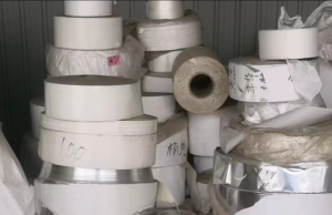 大量收购印坏卷筒标签纸，卷筒废弃不干胶，库存标签纸