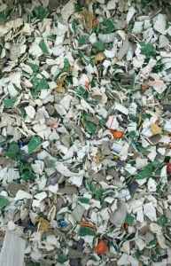 出售PPR给水管破碎料，PPR管花料，MPP电力管破碎料