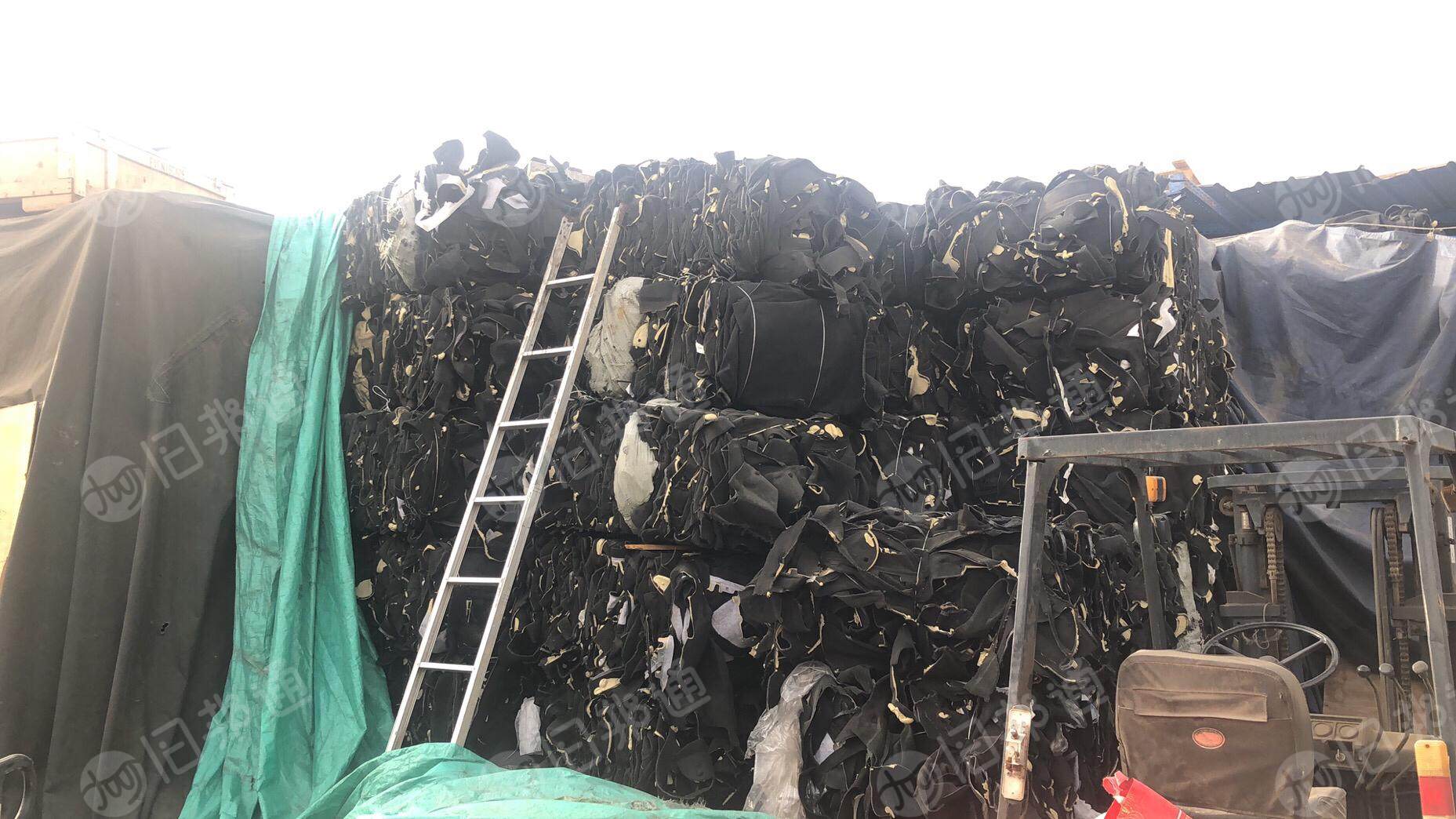 东三省大量回收汽车内饰边角料，棚顶料地毯料，各种工厂废料!