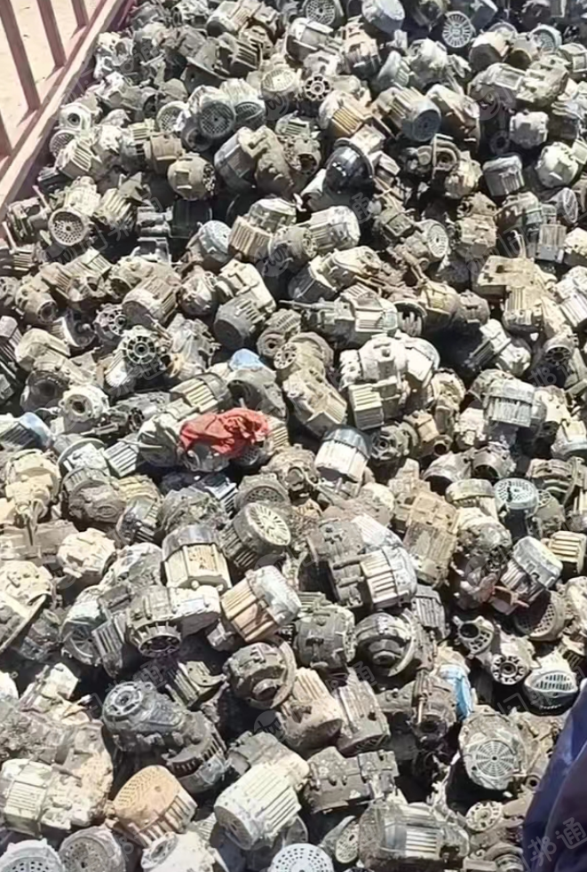 大量收购废电机,差速电机,拆解下来的各种废电机