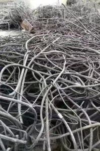 大量收购废钢筋，钢筋团子，钢筋毛料，拆迁料