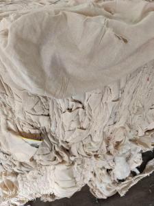 出售纯棉新疆包皮布，现货够9.6米一车！