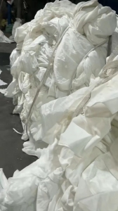 常年收涤纶废布，要求块大好挑，各种颜色都可，量大从优