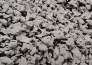 长期出售PVC疙瘩料