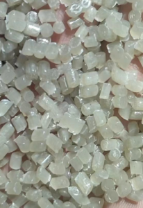 大量出售缠绕膜颗粒