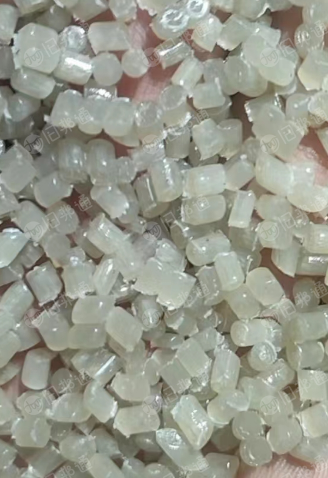 大量出售缠绕膜颗粒