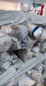 出售全棉40*40缎纹色布，18000米二等货！