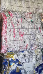 常年大量回收白卡纸 花卡纸边角料