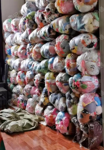 长期出售库存毛绒玩具,布娃娃 优质40厘米以下的二手小毛绒玩具!